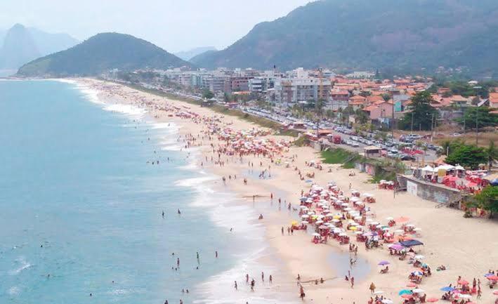 Casa De Praia Em Piratininga نيتيروي المظهر الخارجي الصورة